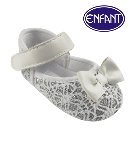 Enfant Baby Girl Shoes with Ribbon Design